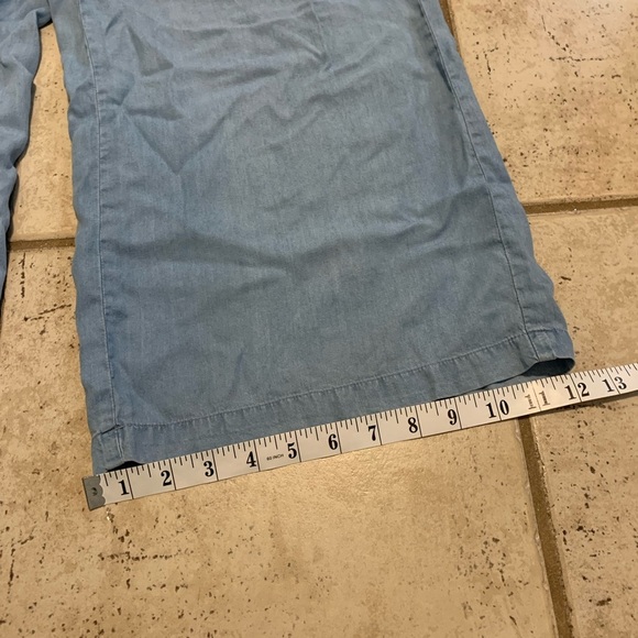 Wide-Leg Gray Pants - Picture 3 of 5